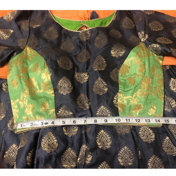 Indian Designer Wedding Lehenga - Picture 8 of 9